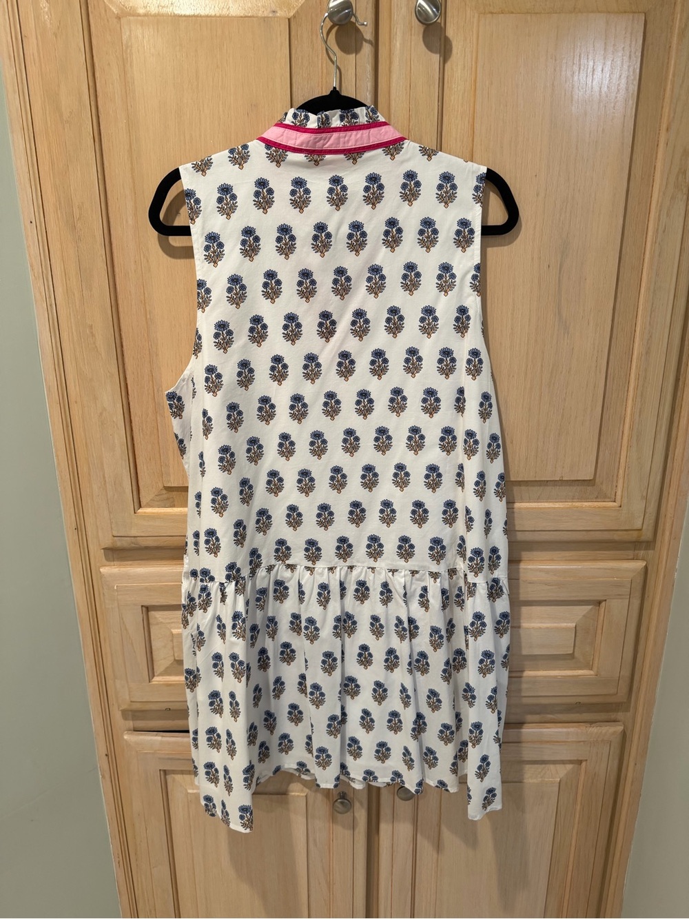 THML White Tunic Dress with Blue Floral Print and Pink Trim - Picture 4 of 4